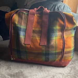 Vintage Atlantic pillow Pak garments bag Colorful Plaid Tote with Red Straps